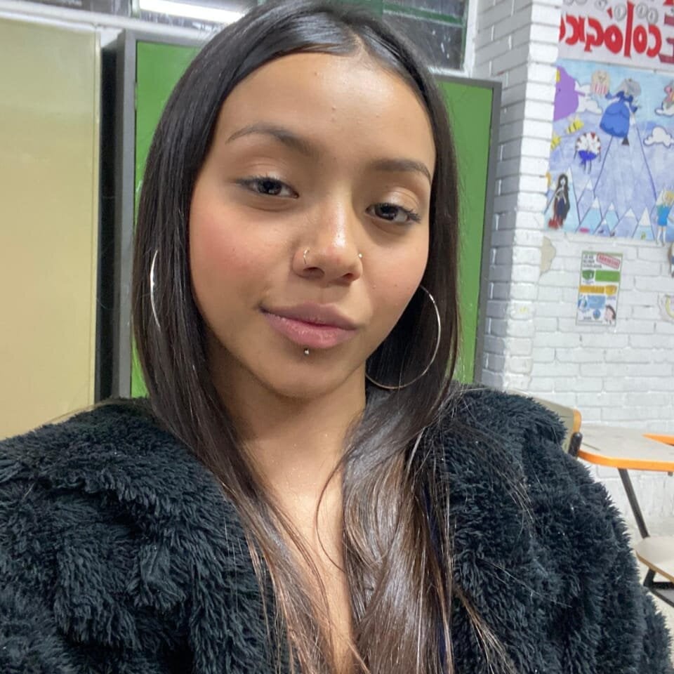 Estrella-Gomez Chatroom