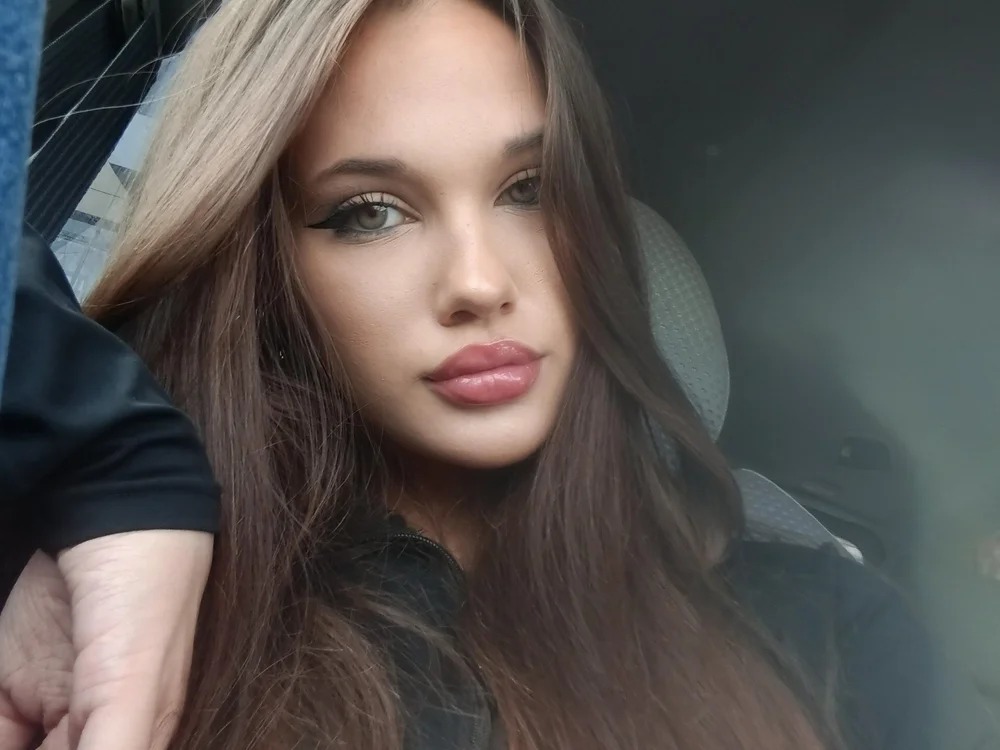 EstrellaKim Chatroom