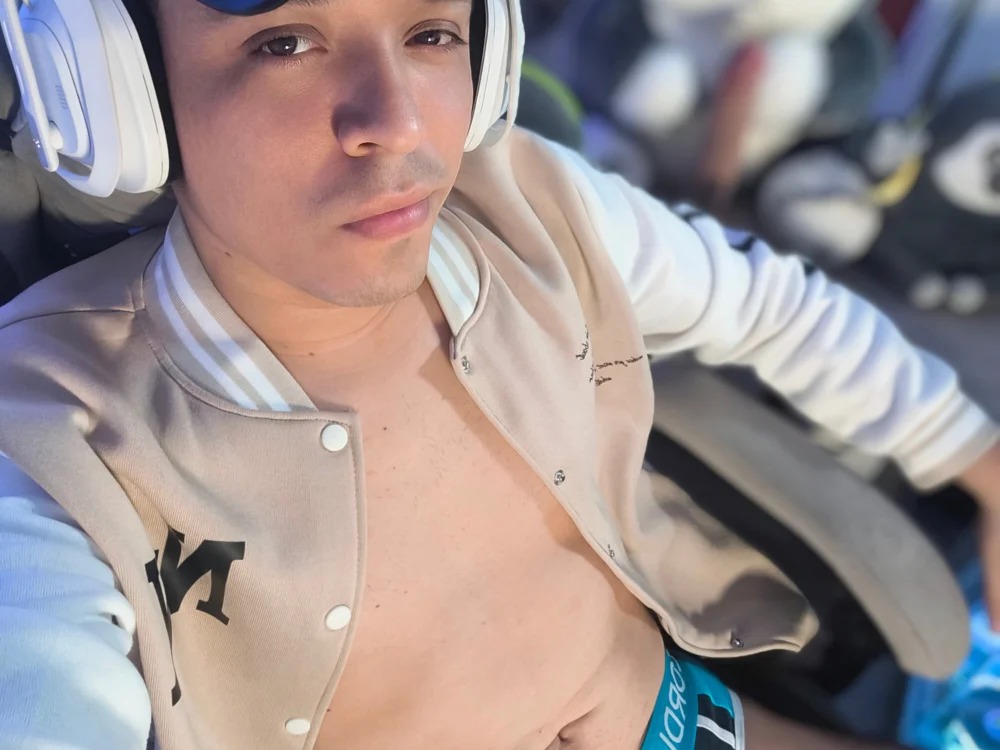 EthanNovaa Chatroom
