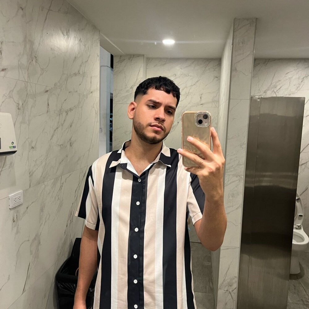 EthanParker_ Chatroom