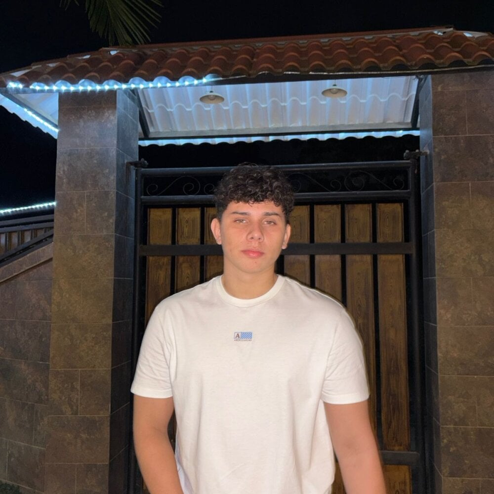 Ethanboysexy Chatroom