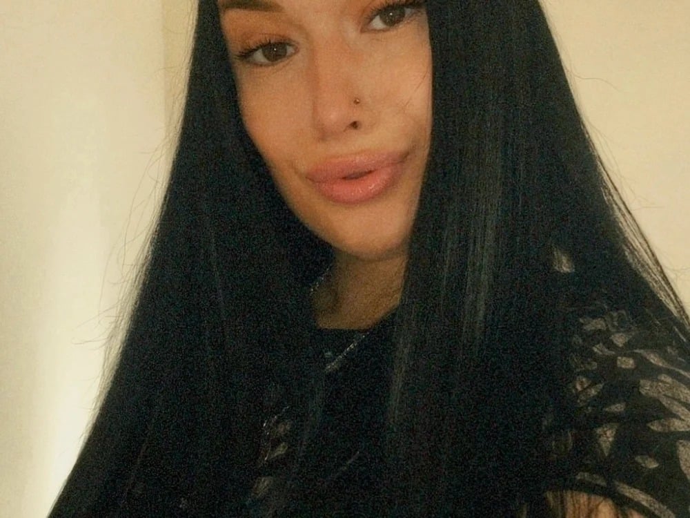 EvaLeila Chatroom