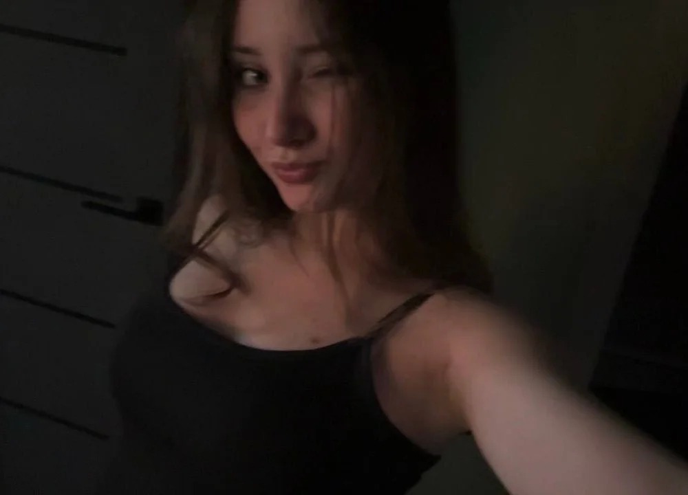 EvaSoShy Chatroom