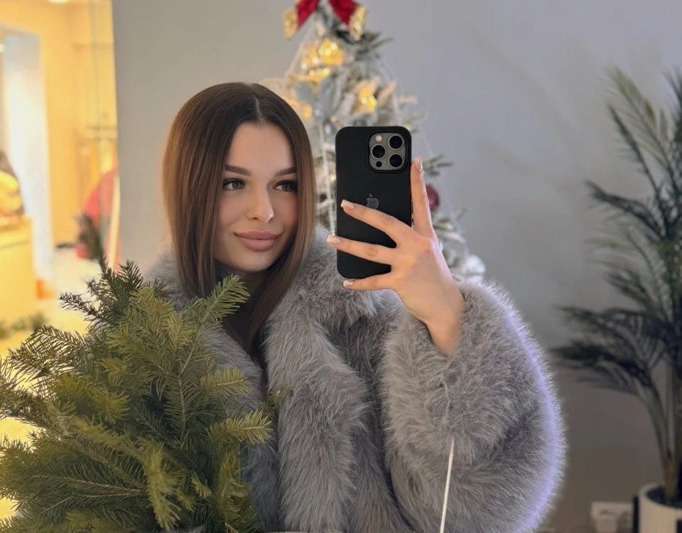Eva_Little1 Chatroom