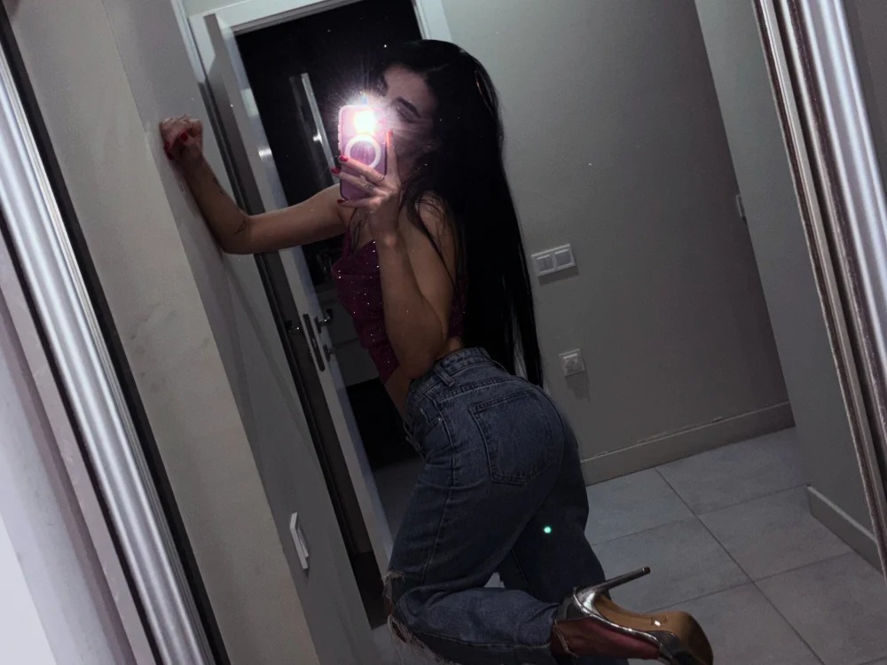 Eva_Mersi Chatroom