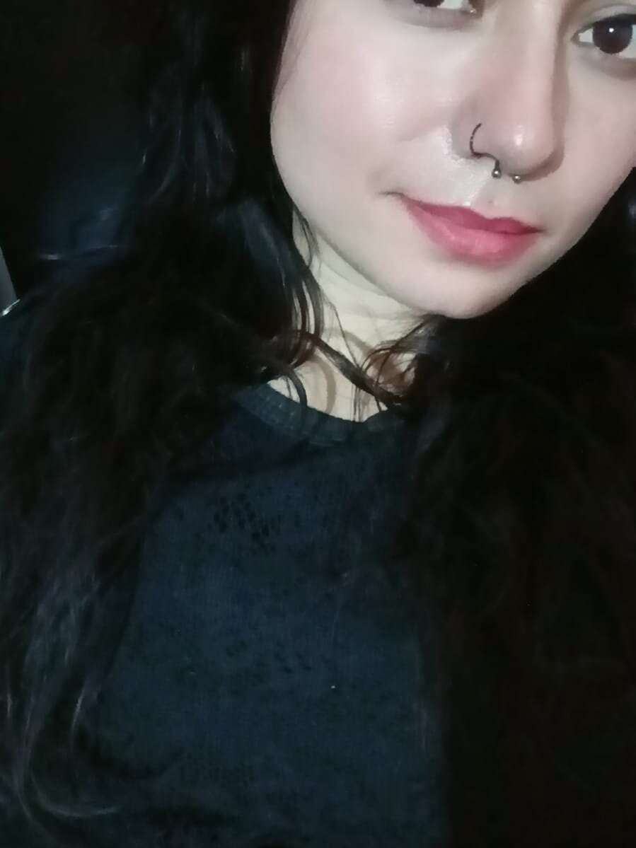 Eva_Roussell Chatroom