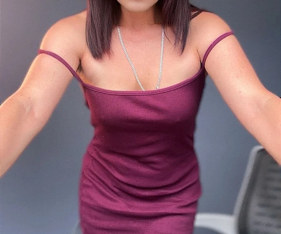 Eva__Milanoo Chatroom