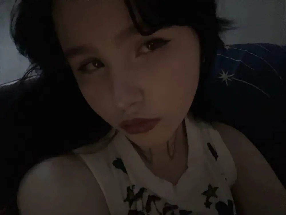Eva_callis Chatroom