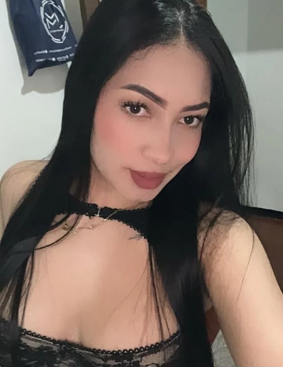 Evaa_Luna22 Chatroom