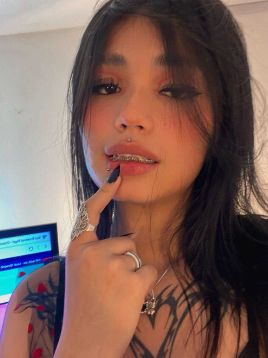 Evaa_rosee_ Chatroom