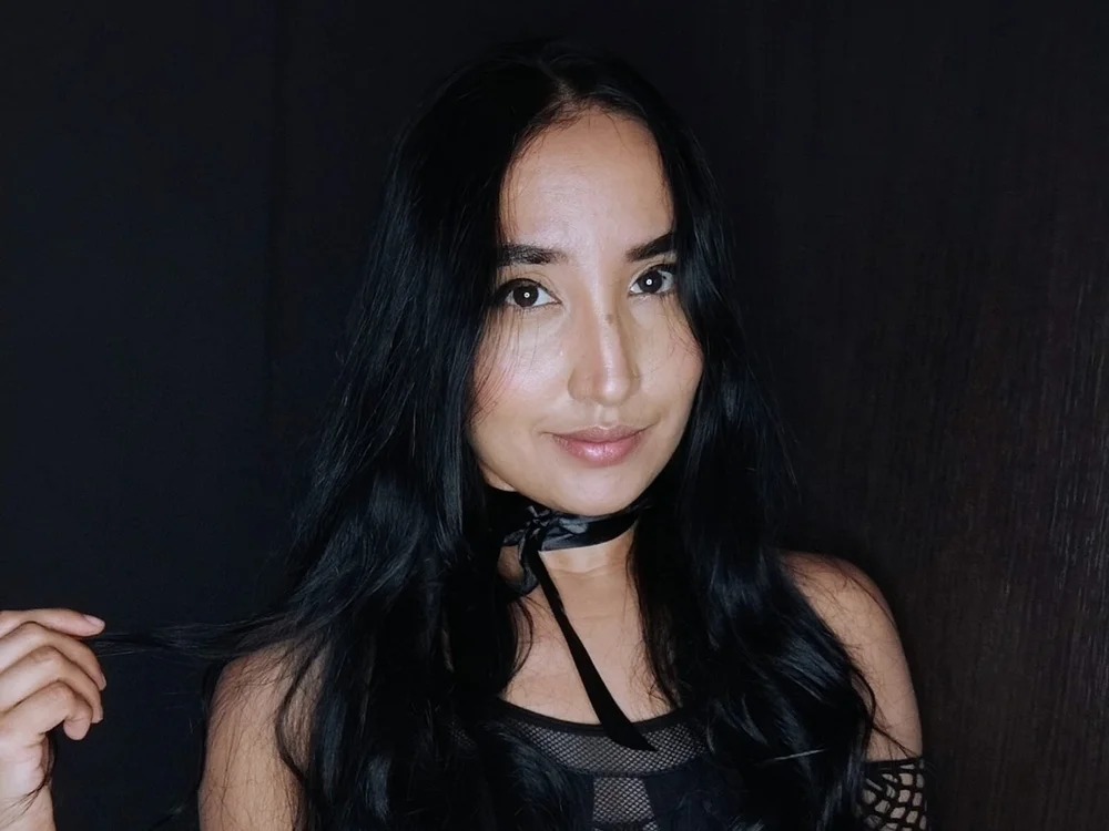 Eve_Cabrera Chatroom