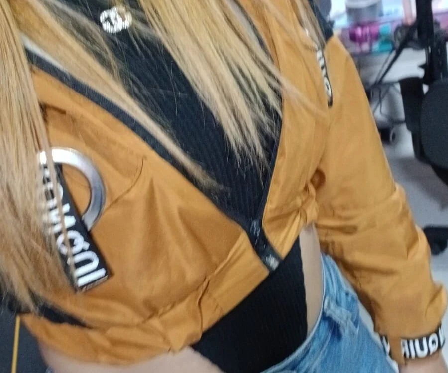Everlyn_Sex Chatroom
