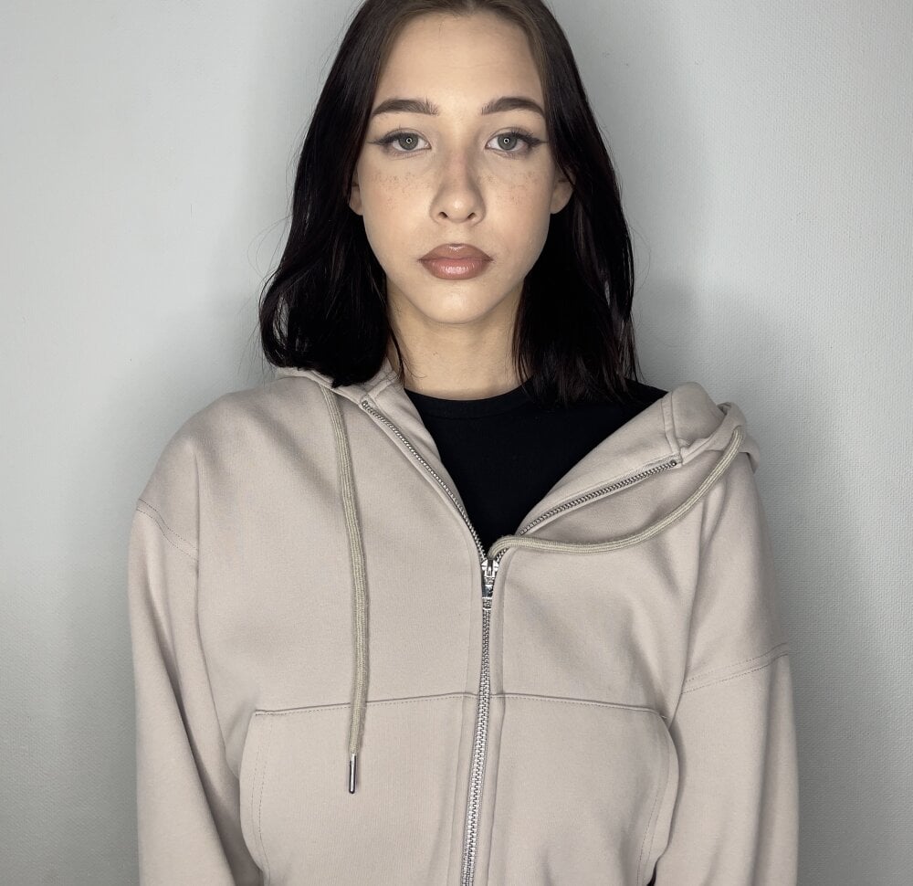 EviaRabasca Chatroom
