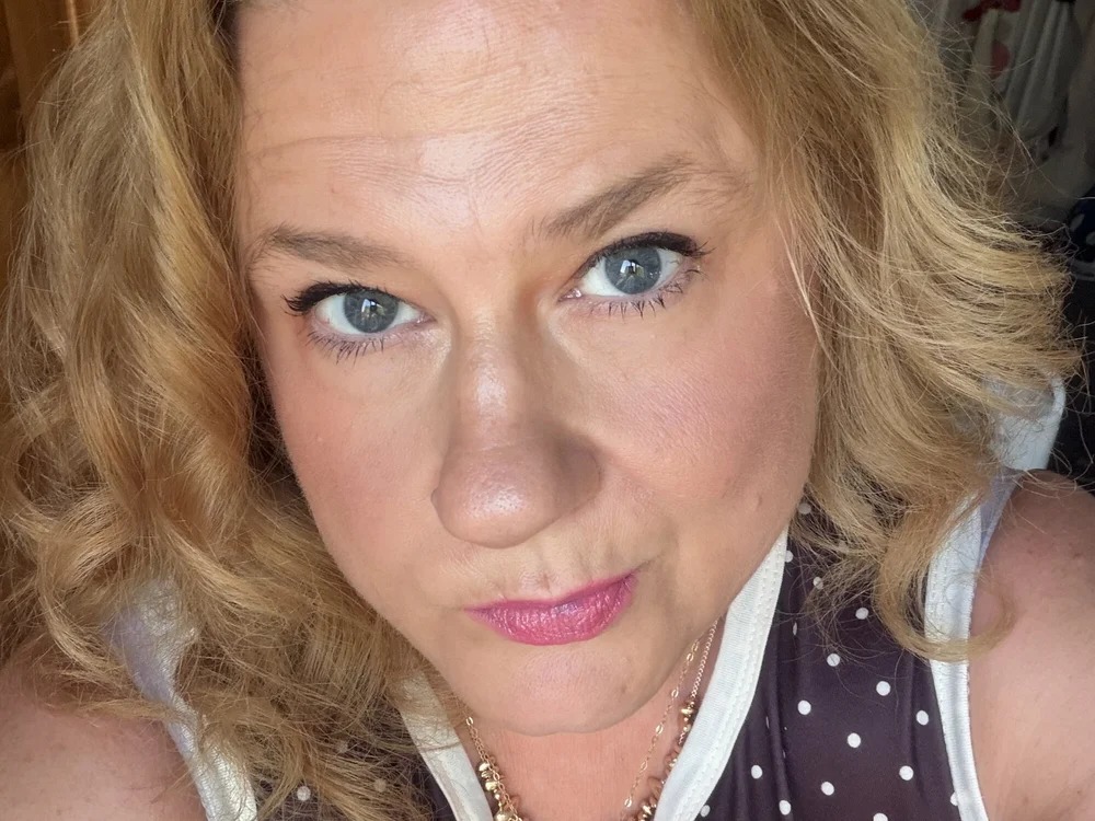 ExperiencedCurvyBelle Chatroom