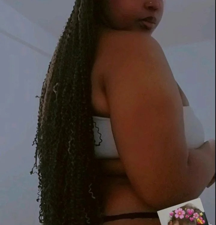 Extrella2412 Chatroom