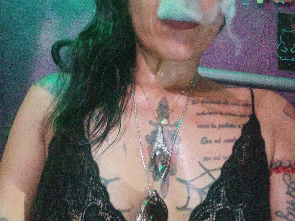 Fabiola9090 Chatroom