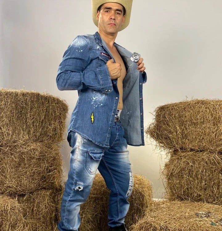 Fausto_Storm Chatroom