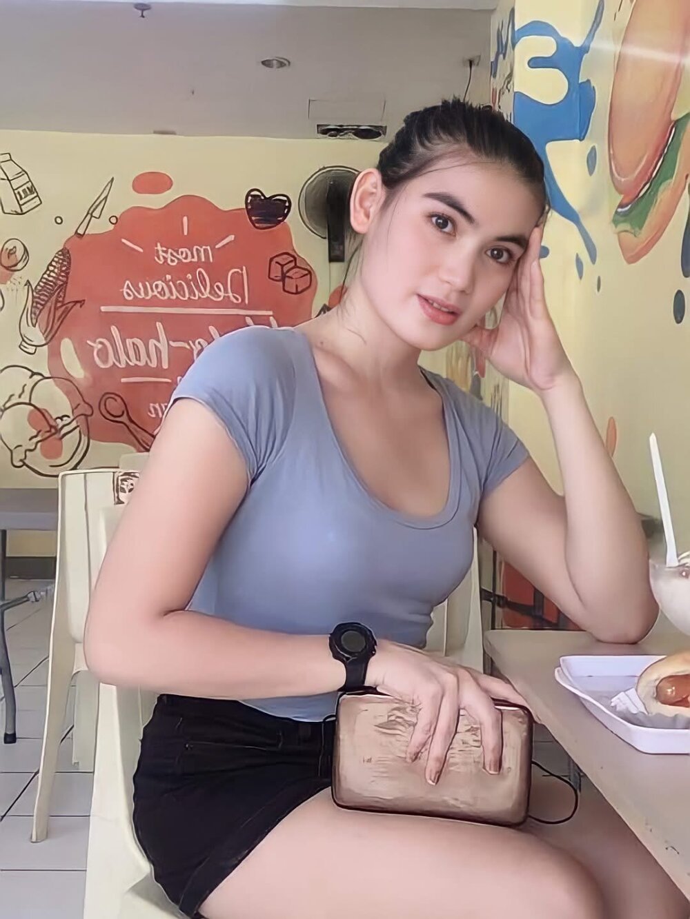 Felicity_lux Chatroom