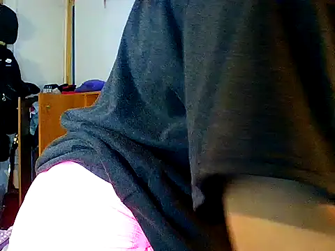 Felina6942 Chatroom