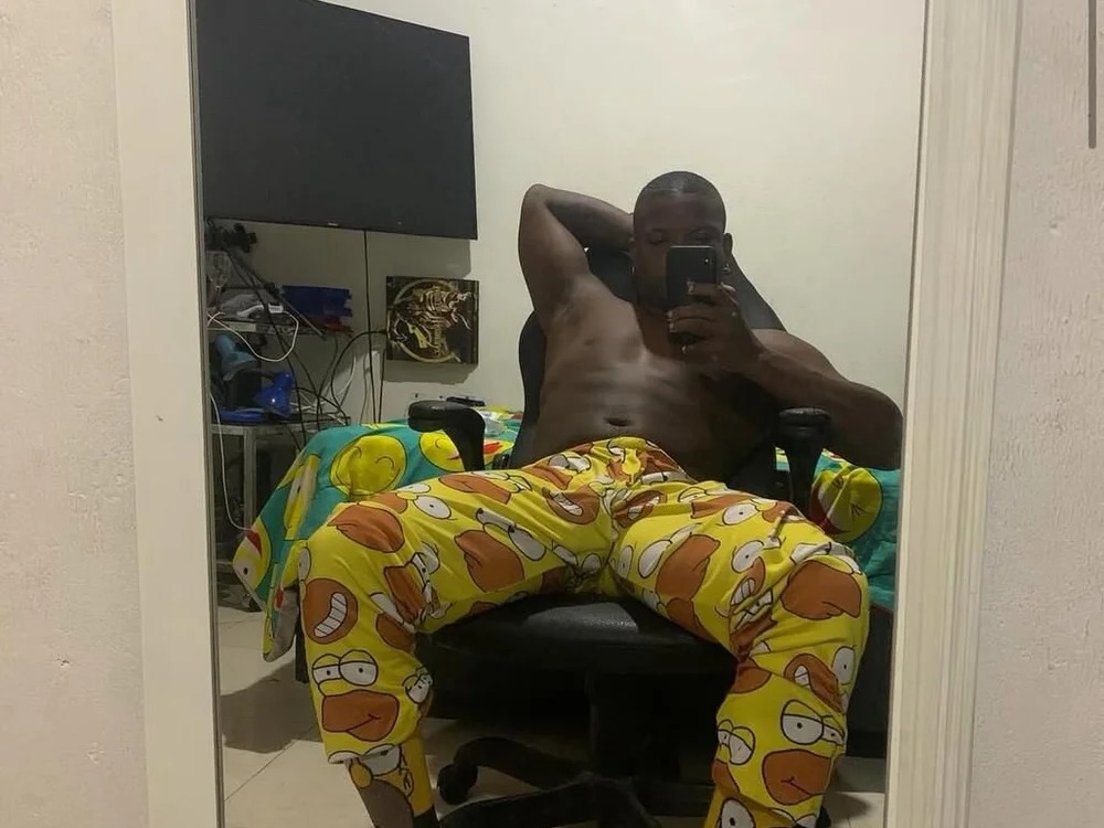 Felipehot26 Chatroom