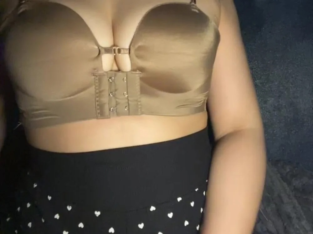 Female35 Chatroom