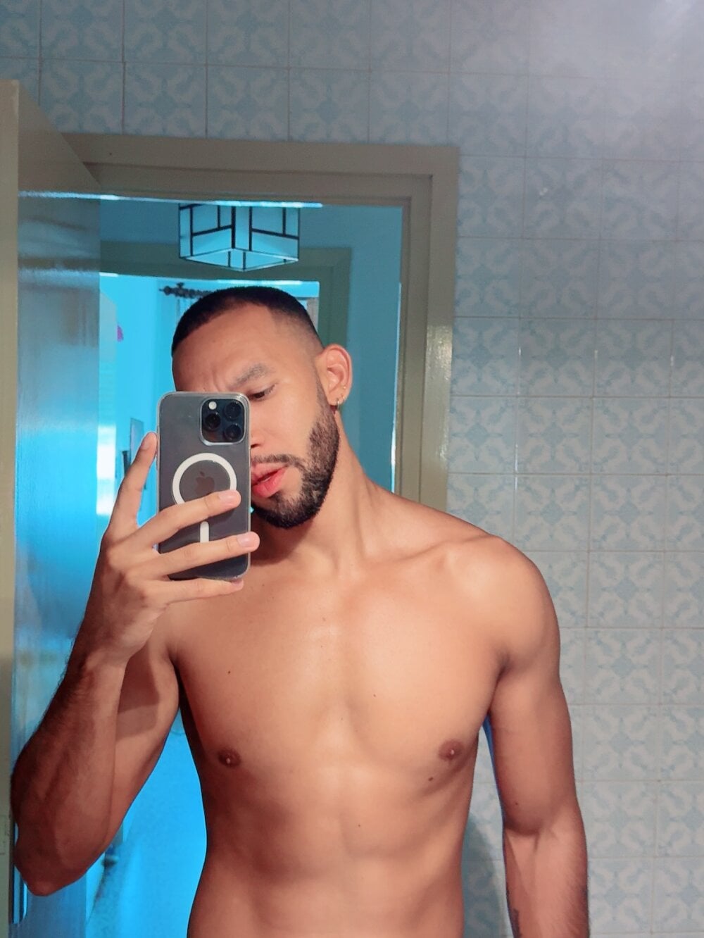 Fenix_boy34 Chatroom