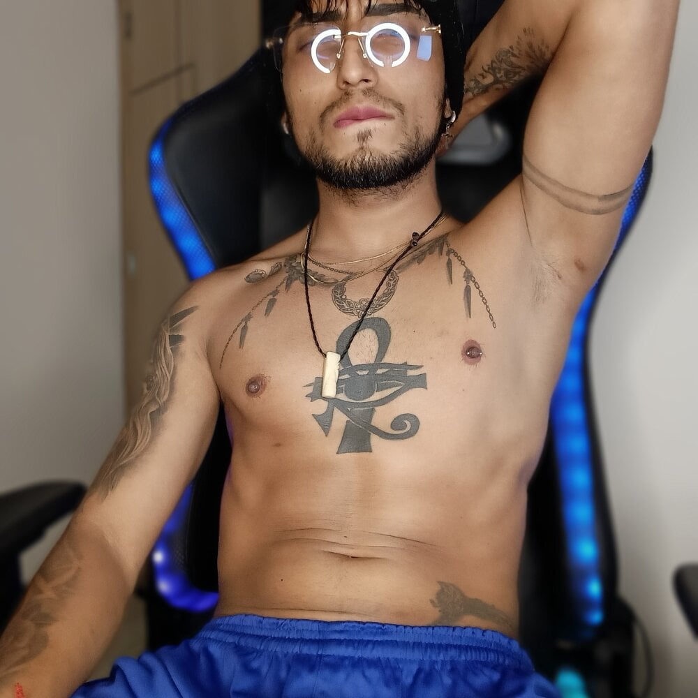 Ferlucyboy666 Chatroom