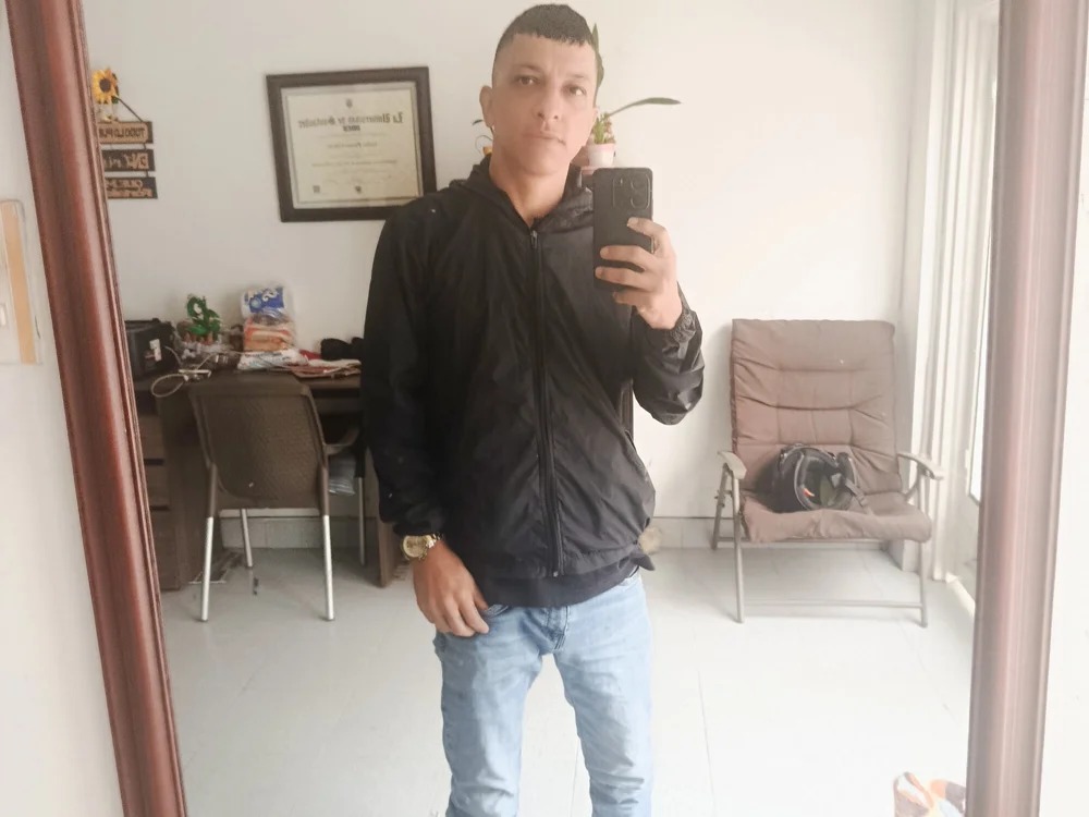 Flacodotado22 Chatroom