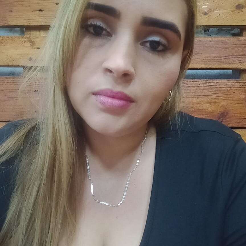 Franchesca_Gil Chatroom