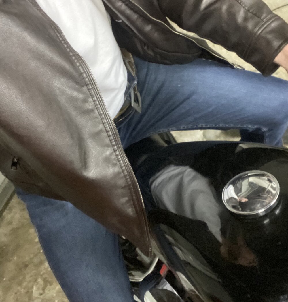 FrankJake99 Chatroom