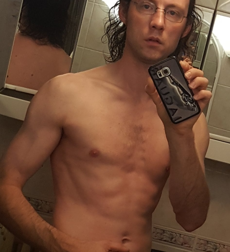 FrenchGuy54 Chatroom