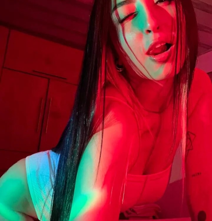Frida_nymph Chatroom