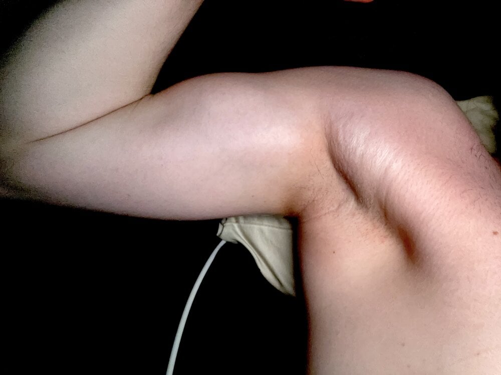 FuckDaddy01 Chatroom