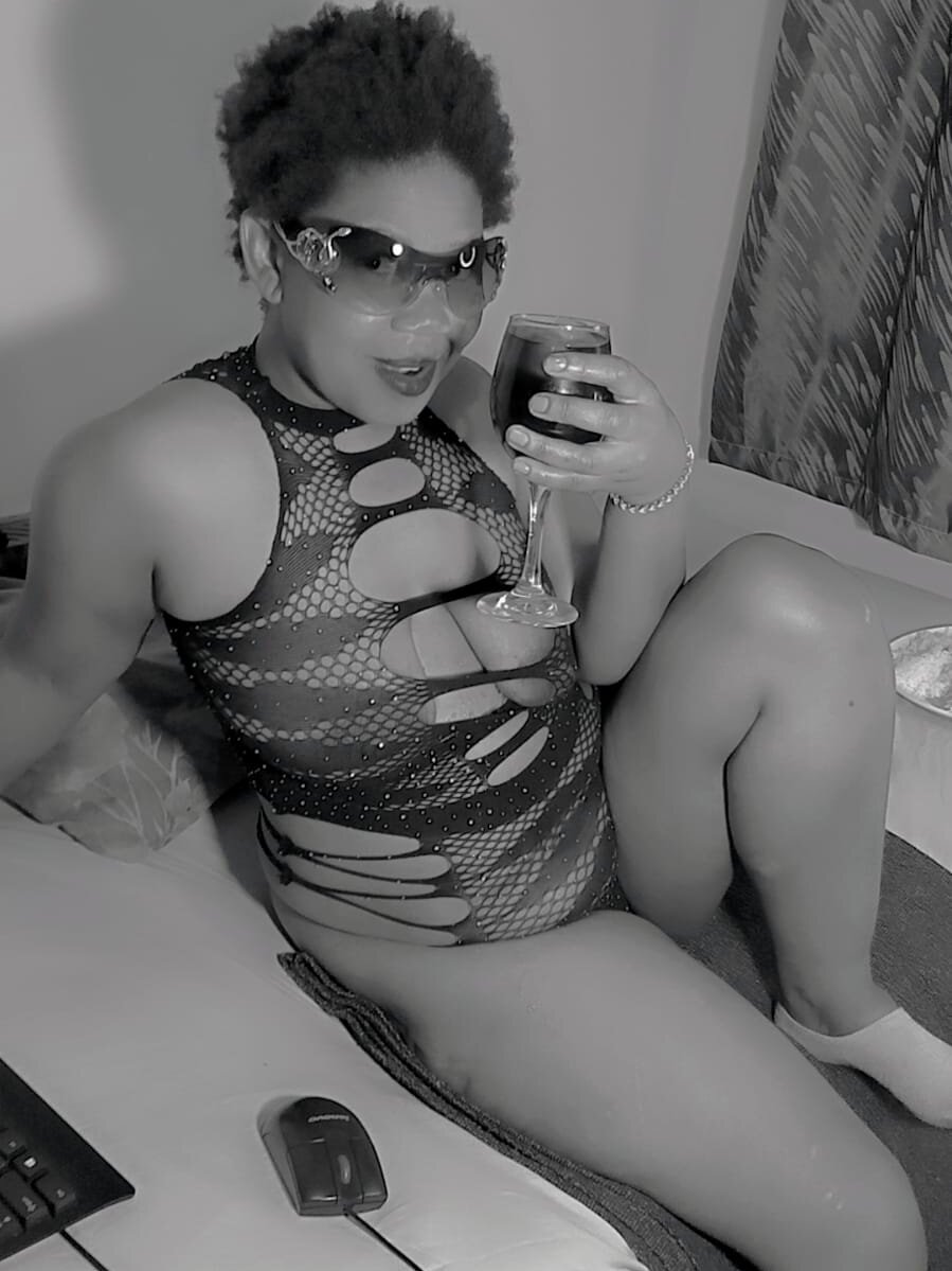 FunLadyX2 Chatroom