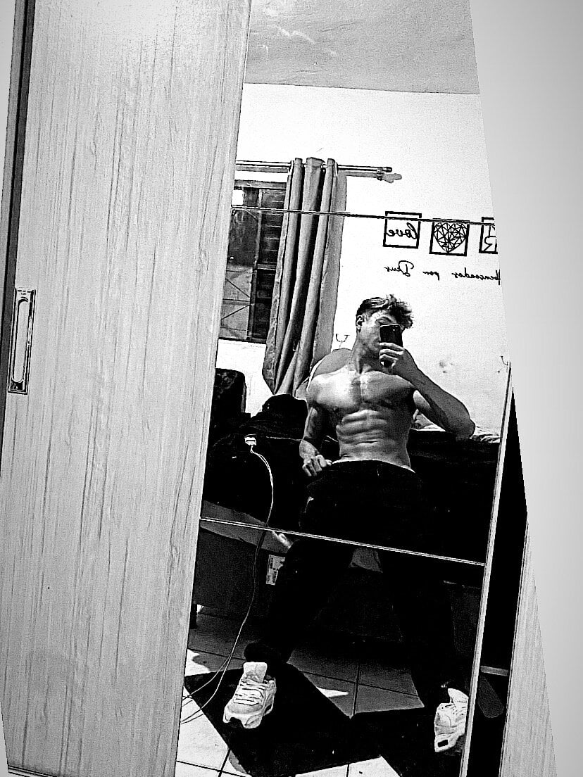 Gabriel25cm Chatroom