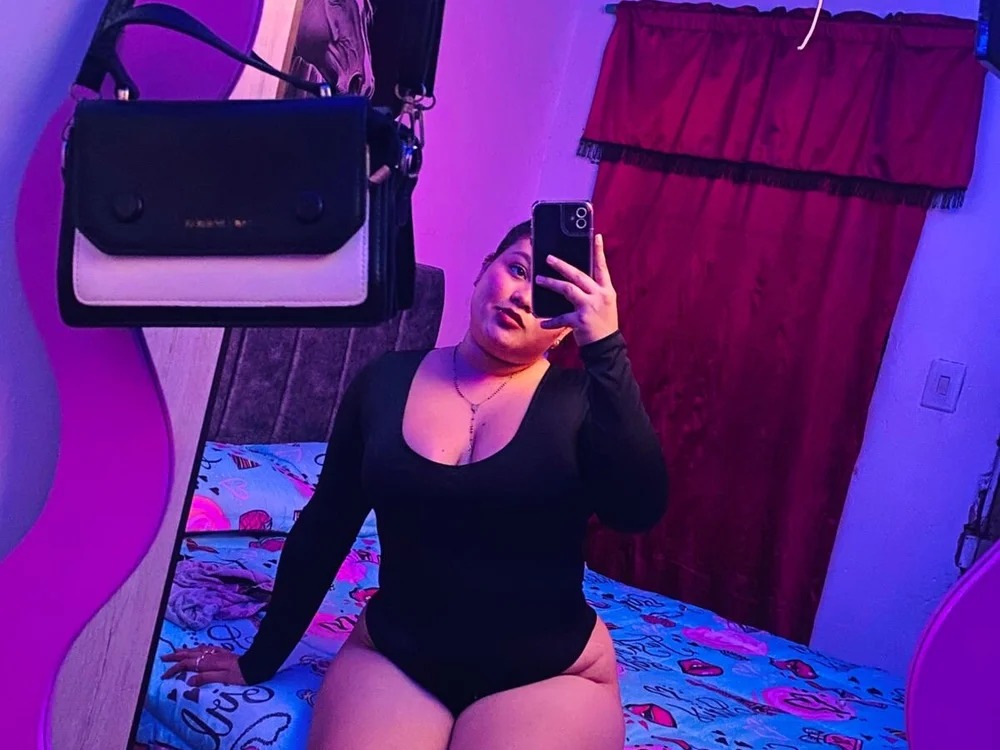 Gabriela_Sc Chatroom