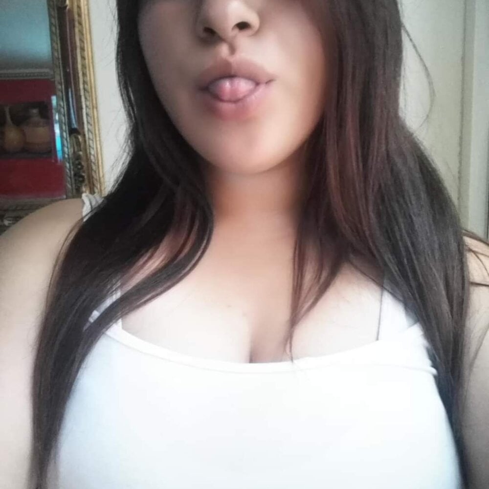 Gabriella_9 Chatroom