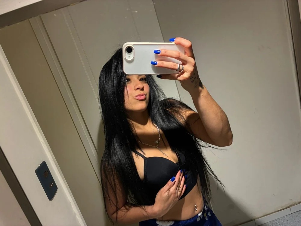 GabyHott_ Chatroom
