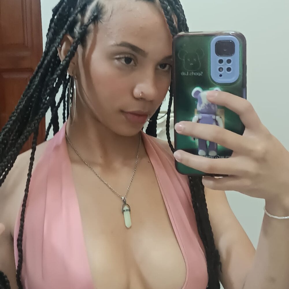 Garnet_sex Chatroom