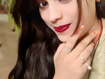 gauri-hot