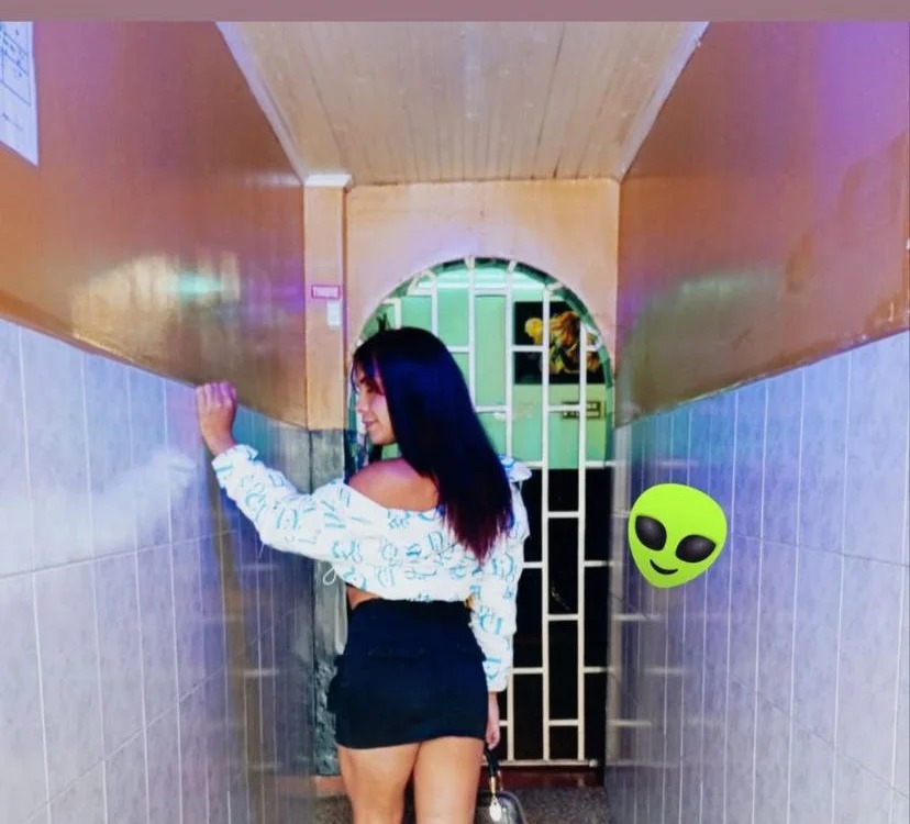 Genesis_doll Chatroom