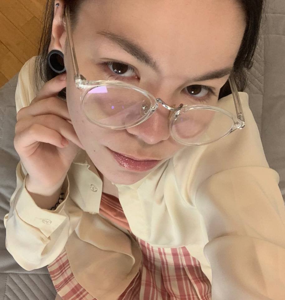 GenevieveBuden Chatroom