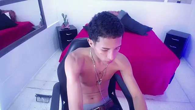 Geronimo_Gomez Chatroom