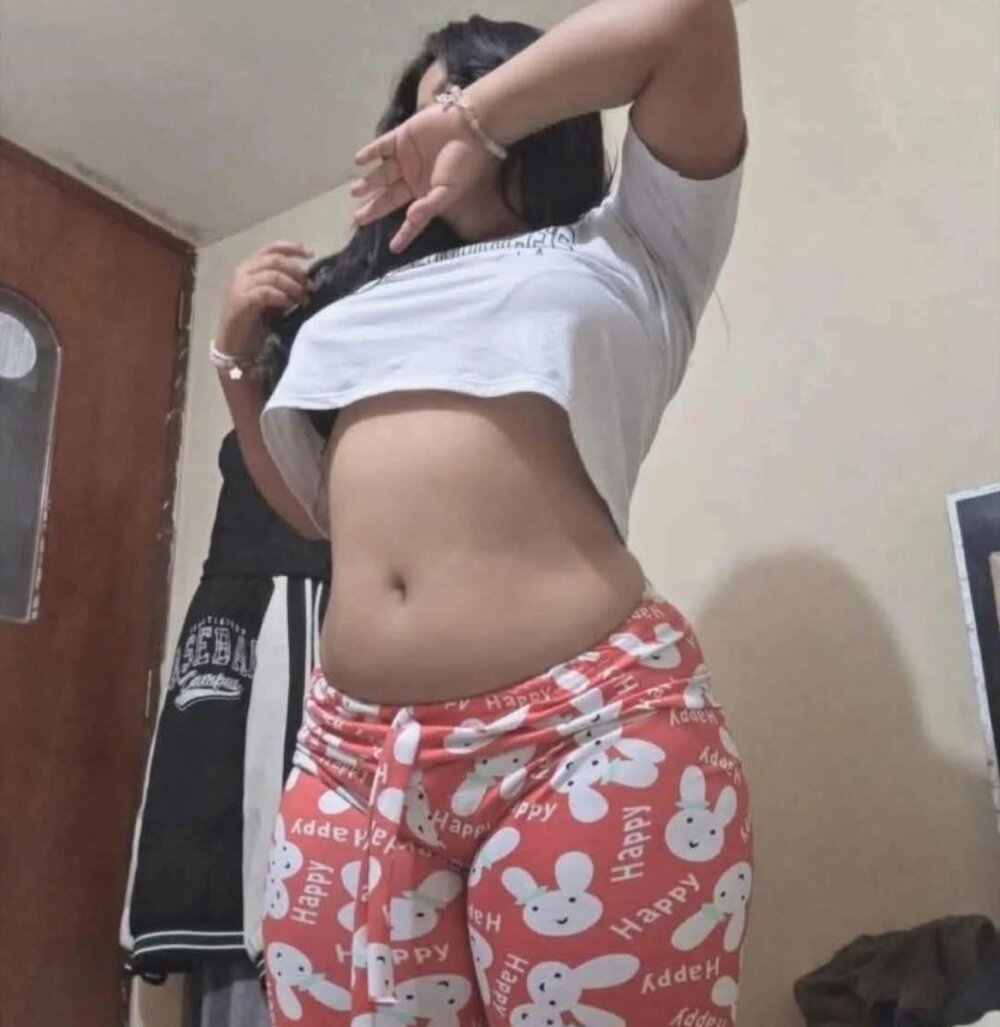 Ghizosexx69 Chatroom