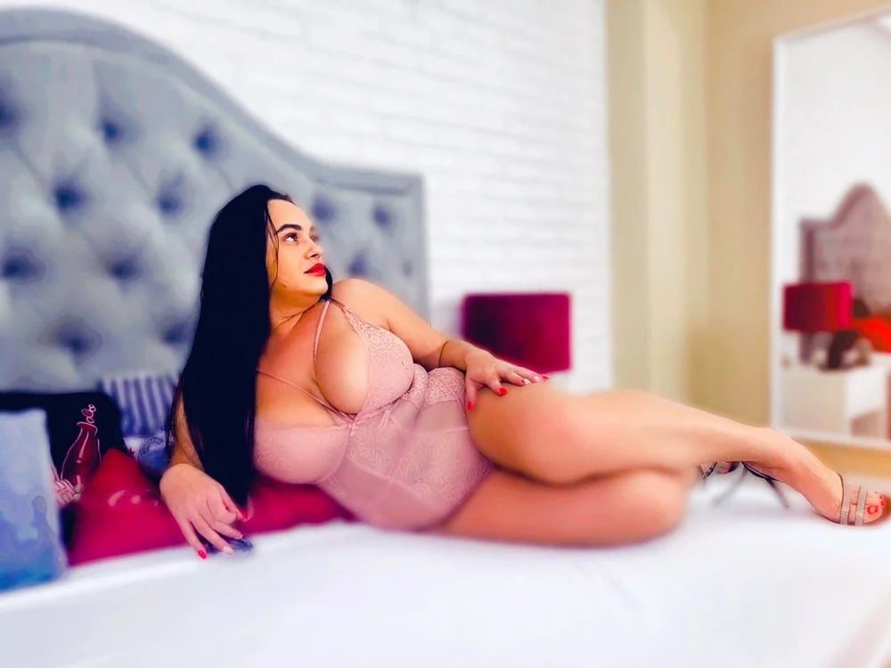 Gia_Sinclair Chatroom