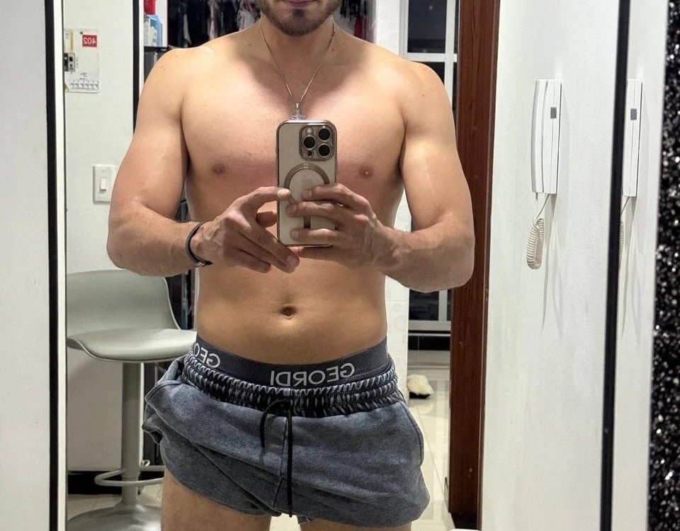 Gilded_Lust Chatroom