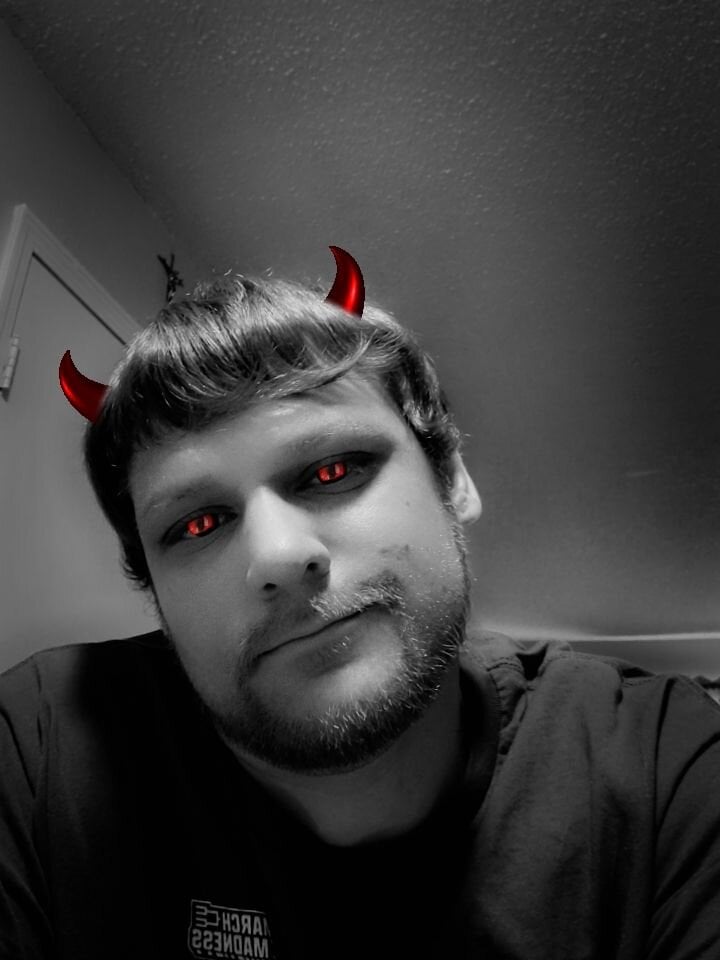 GladsomeLark Chatroom