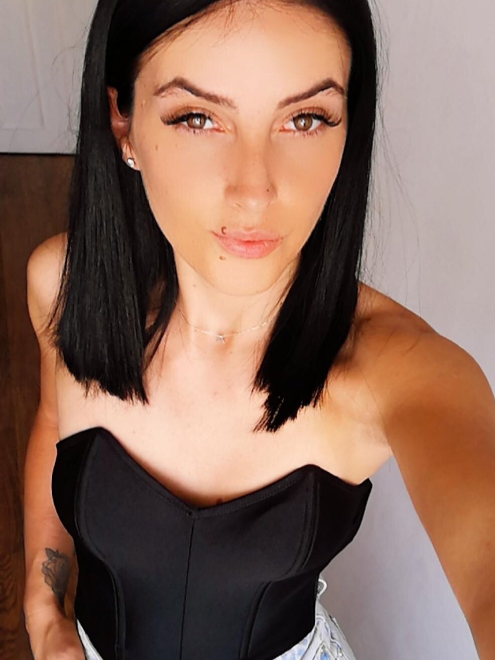 GlamourousKassy Chatroom