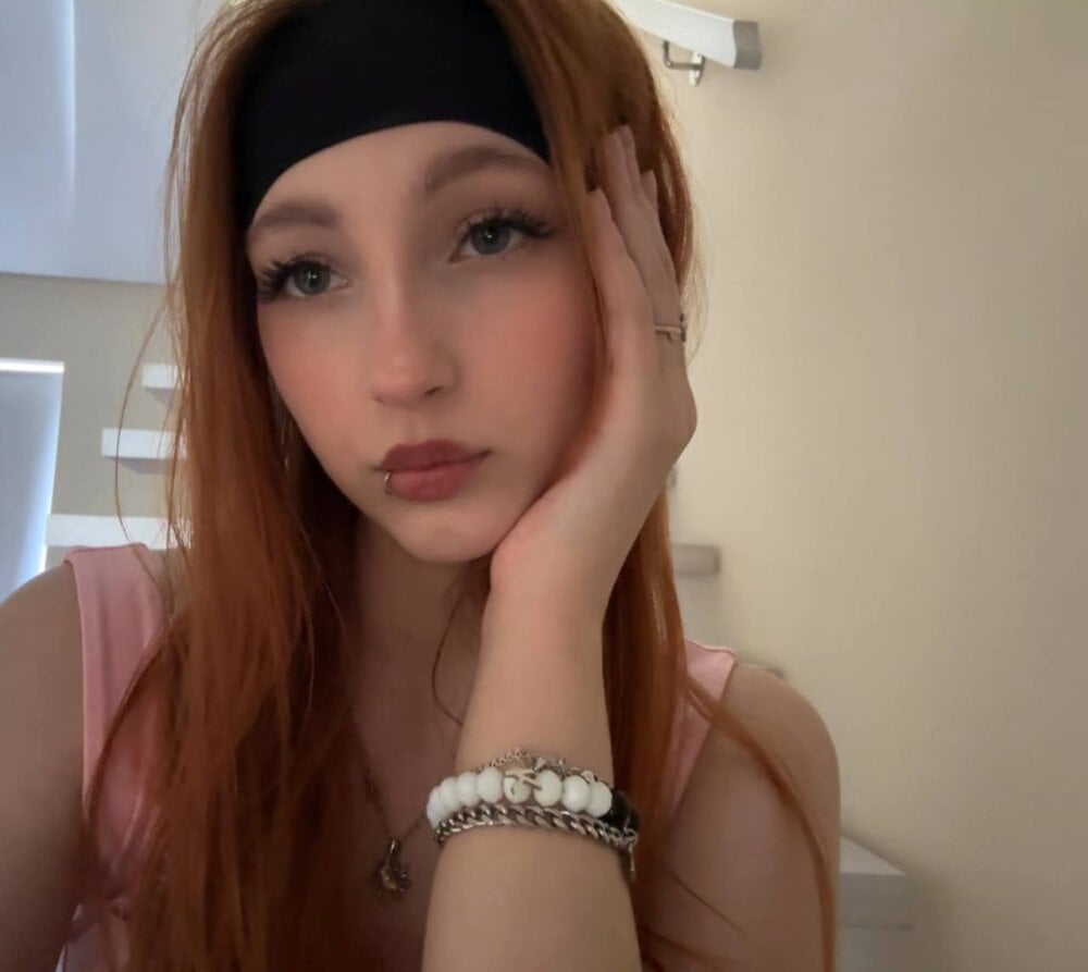 GlyndaNiksich Chatroom