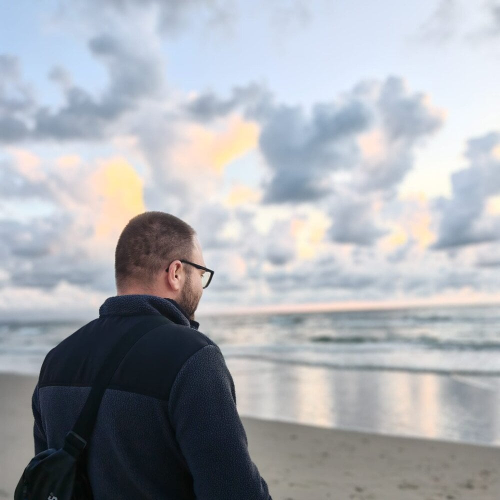 GoldHumility Chatroom